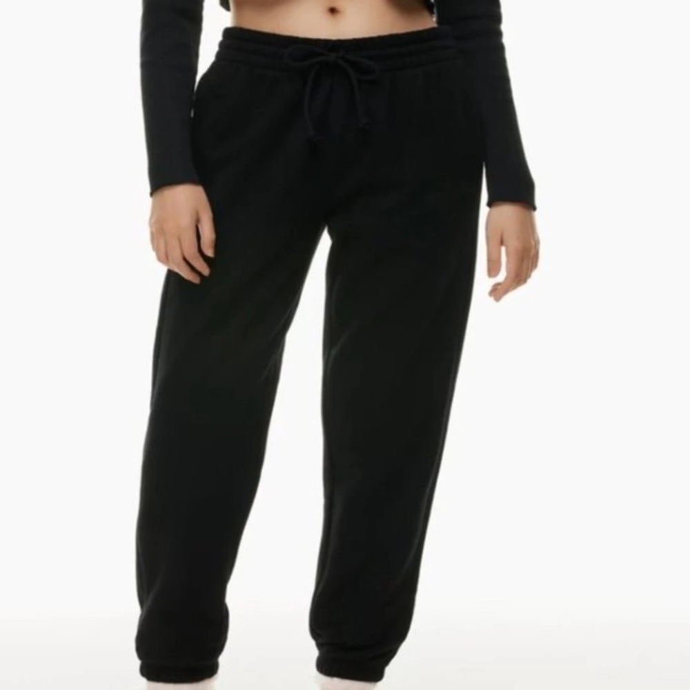 Aritzia Sweatpants